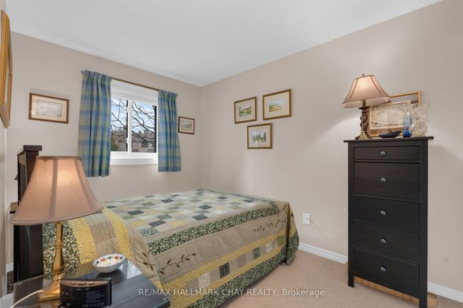 172 Escarpment Cres, Condo with 2 bedrooms, 1 bathrooms and 1 parking in Collingwood ON | Image 11
