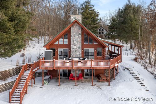 2622 Shoneye Drive, Trufant, MI, 49347 | Card Image