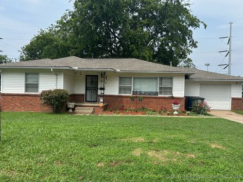 582 N Xenophon Ave, Tulsa, OK, 74127-4952 | Card Image