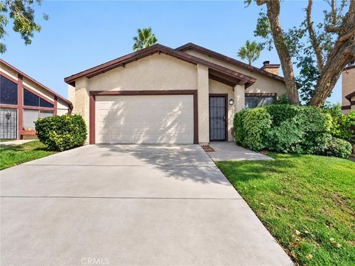 2957 E Avenue R2, Palmdale, CA, 93550 | Card Image