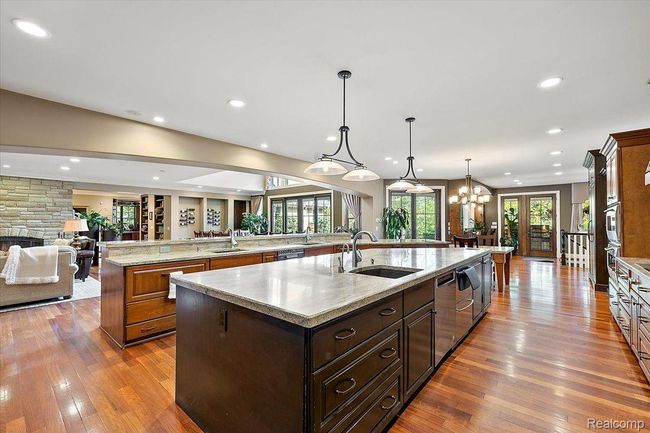 1330 Oxford Rd, House other with 8 bedrooms, 8 bathrooms and null parking in Bloomfield Hills MI | Image 19