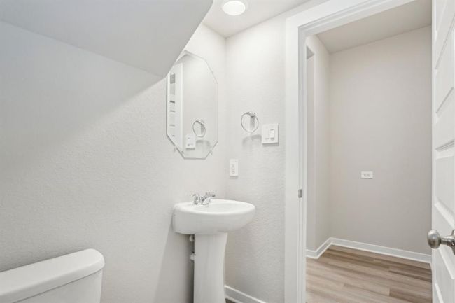 591 Avisa Dr, House other with 3 bedrooms, 3 bathrooms and 2 parking in Kemah TX | Image 45