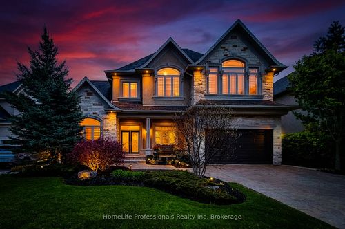 16 Berkshire Place, Hamilton, ON, L9K0A9 | Card Image