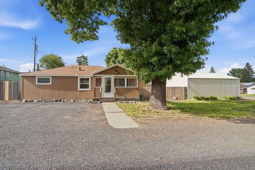 319 E Spence St, Medical Lake, WA, 99022 | Card Image