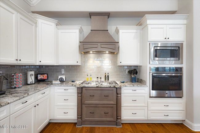 Kitchen | Image 22