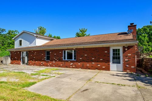 7070 Vore Ridge Rd, Athens, OH, 45701-8909 | Card Image