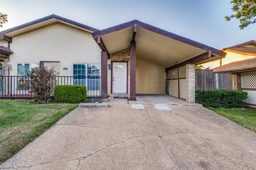 705 Valiant Cir, Garland, TX, 75043-4924 | Card Image
