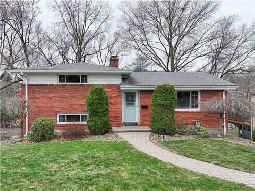 4798 Oakridge Dr, Pittsburgh, PA, 15227-1406 | Card Image