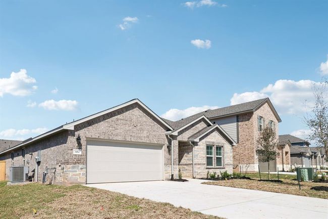 1462 Waggoner Ranch Trl, House other with 3 bedrooms, 2 bathrooms and 2 parking in Conroe TX | Image 35