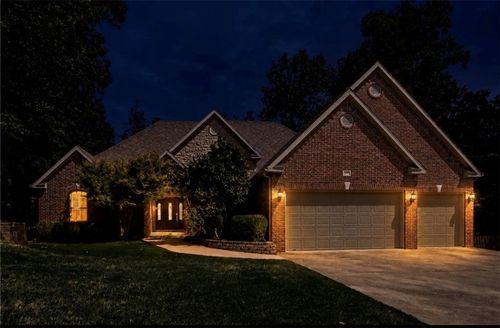 1303 Ne Fairwinds Dr, Bentonville, AR, 72712-9155 | Card Image