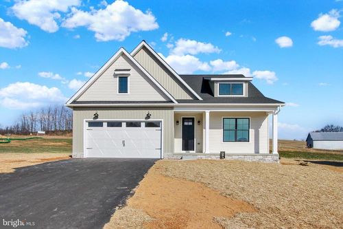 10842 Sierra Dr, WAYNESBORO, PA, 17268-9832 | Card Image