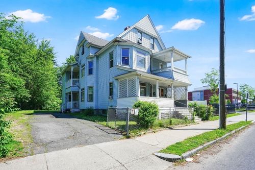 658 Union St, Springfield, MA, 01109-3677 | Card Image
