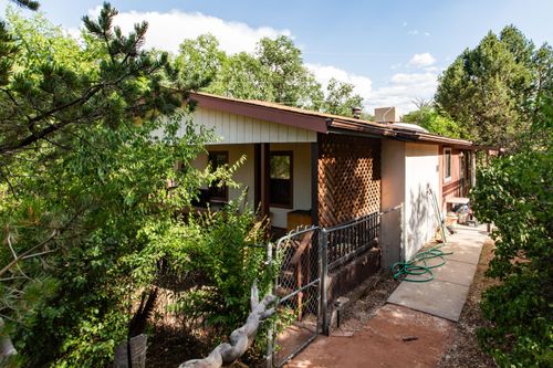 20 A Glowing Star Rd, Santa Fe, NM, 87506 | Card Image