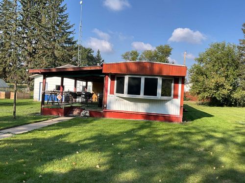 {{alt}} | Card Image