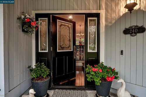 240 240 Morris Ranch Ct., Danville, CA, 94526-2634 | Card Image