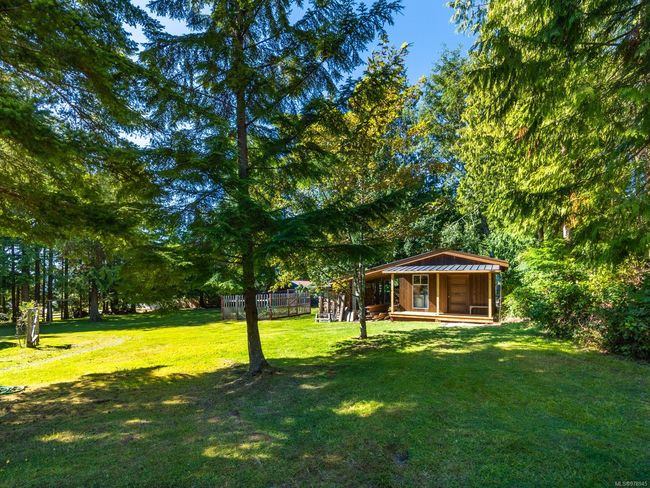 410 17 Th Ave, House other with 4 bedrooms, 5 bathrooms and 4 parking in Sointula BC | Image 60