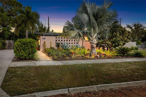 4601 3rd Ave N, ST PETERSBURG, FL, 33713-7201 | Card Image