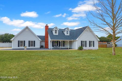 229 Cottontail Run, Newport, NC, 28570-9061 | Card Image