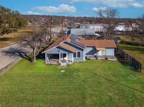 1318 Hanover St, Weatherford, TX, 76086-1643 | Card Image