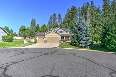 11908 N Dakota Ln, Home with 3 bedrooms, 3 bathrooms and null parking in Spokane WA | Image 2