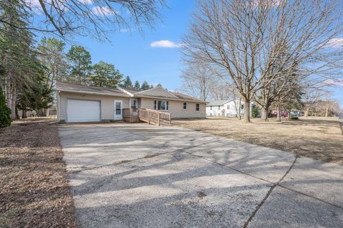 101 Blace Ave, Eagle Lake, MN, 56024-9602 | Card Image
