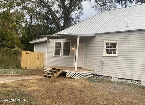 5261 Floral Bluff Rd, Jacksonville, FL, 32211-4569 | Card Image