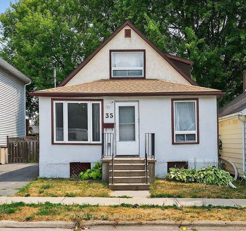 35 Kingscourt Ave, Kingston, ON, K7K4N6 | Card Image