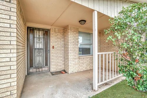 700 Taft St, Altus, OK, 73521-4728 | Card Image