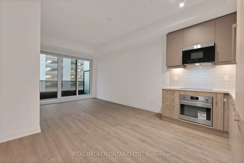 414c-38 Promenade Simcoe, Markham, ON, L6G0H7 | Card Image