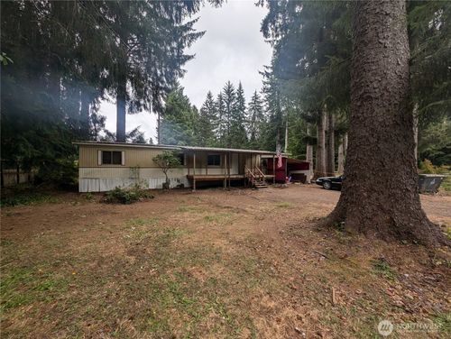 40 Trout Ave, Forks, WA, 98331-9733 | Card Image