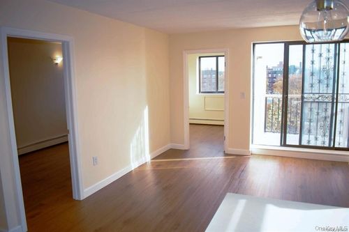 apt-703-144 38th Ave, Flushing, NY, 11354-5975 | Card Image