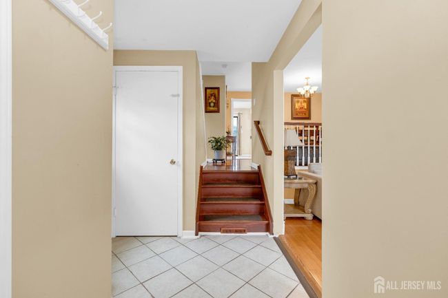 90 Pheasant Run, Townhouse with 2 bedrooms, 2 bathrooms and null parking in Edison NJ | Image 14