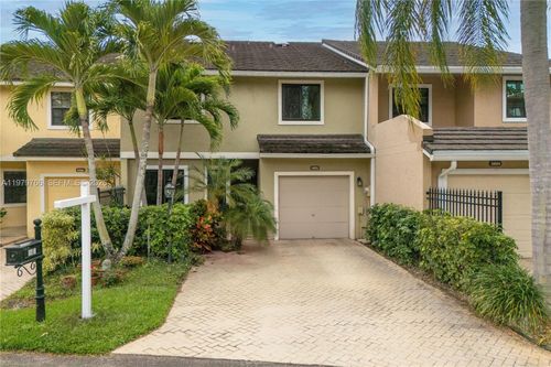 5692 Santiago Cir, Boca Raton, FL, 33433-7297 | Card Image