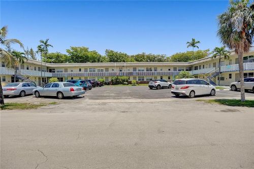 10b-1551 N 12th Court, Hollywood, FL, 33019 | Card Image