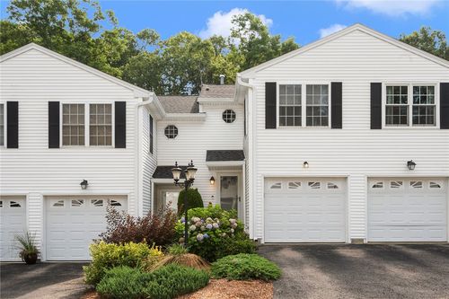 unit-27-450 Providence St, West Warwick, RI, 02893-1604 | Card Image