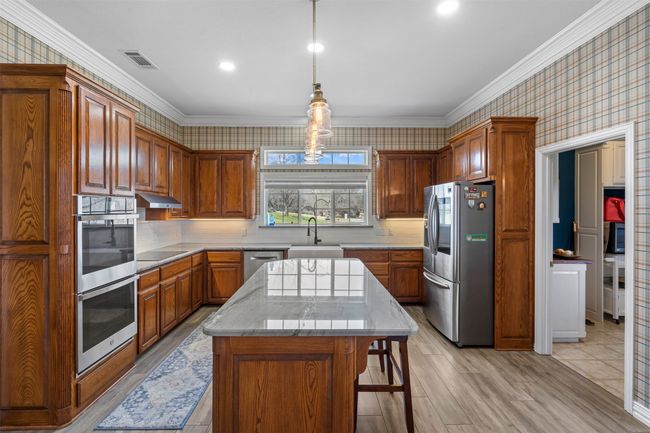 9825 Bringier Ct, House other with 4 bedrooms, 4 bathrooms and null parking in Granbury TX | Image 8