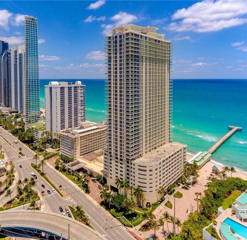 apt-2407-16699 Collins Ave, Sunny Isles Beach, FL, 33160-5418 | Card Image