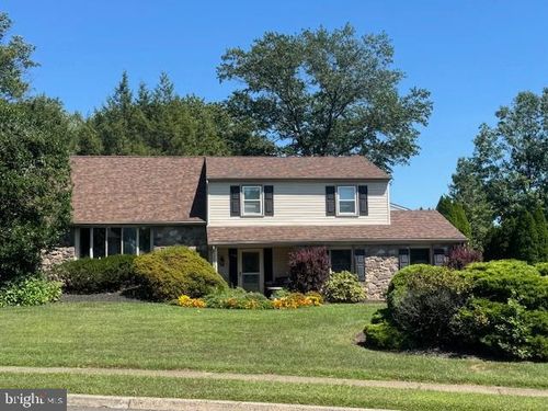 101 N Norwood Ave, NEWTOWN, PA, 18940-2235 | Card Image