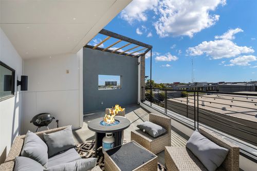 506 1st Ave, Dallas, TX, 75226-2002 | Card Image