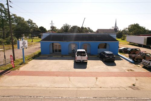 209 N Main St, Hemingway, SC, 29554-8101 | Card Image