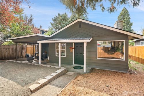 127 W Alder St, Shelton, WA, 98584-3427 | Card Image