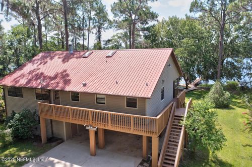 303 Riley Lake Dr, Hawthorne, FL, 32640-6326 | Card Image