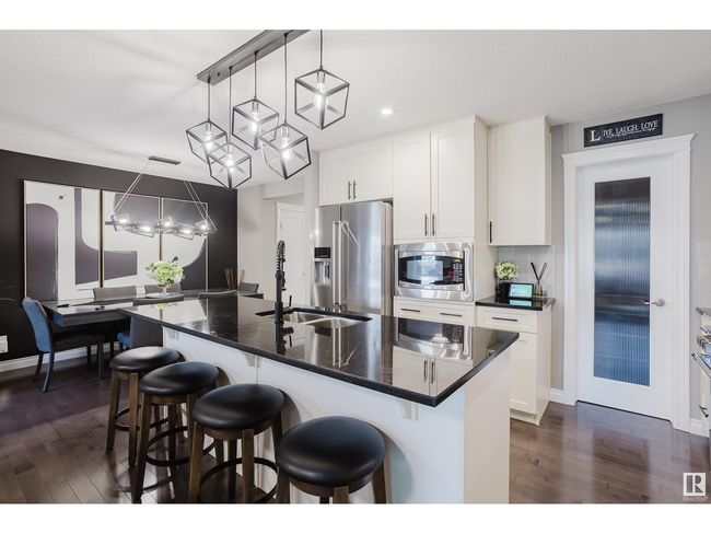 1109 176 St Sw, Home with 3 bedrooms, 3 bathrooms and 4 parking in Edmonton AB | Image 11