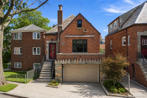 1176 Lydig Ave, Bronx, NY, 10461-1748 | Card Image