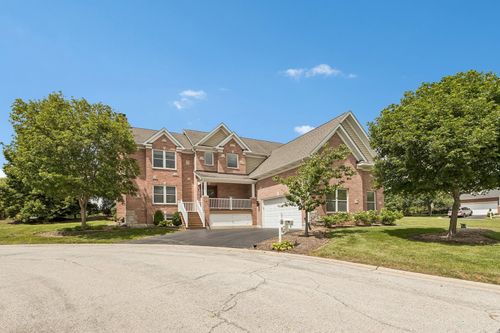 5 Park Place Cir, Hawthorn Woods, IL, 60047-6612 | Card Image