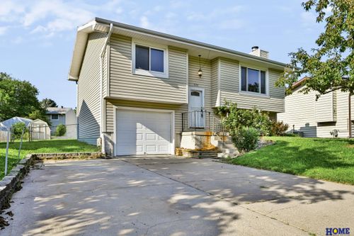 430 Laramie Trl, Lincoln, NE, 68521-3229 | Card Image
