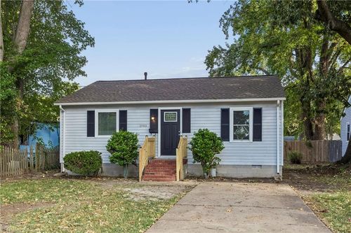 2903 Victoria Blvd, Hampton, VA, 23661-3040 | Card Image