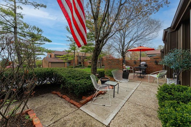 91 Glen Dr, Condo with 2 bedrooms, 2 bathrooms and null parking in Worthington OH | Image 40