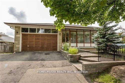 84 Ardglen Dr, Brampton, ON, L6W1V6 | Card Image