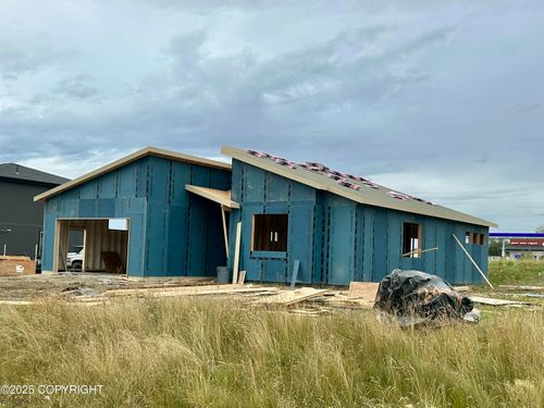 L7 B1 S Skyward View Cir, Palmer, AK, 99645 | Card Image